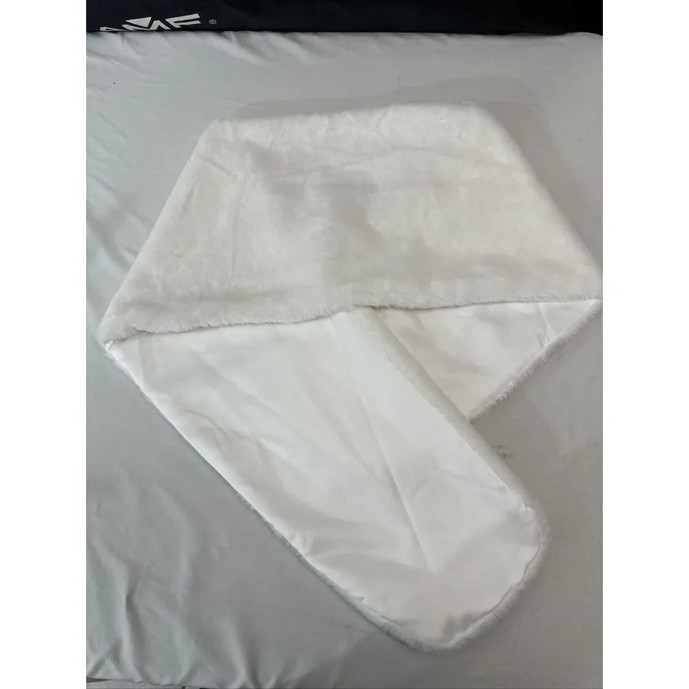 NWT $99 ADRIANNA PAPELL [ OS ] Faux Fur Shawl‎ in IVORY White
